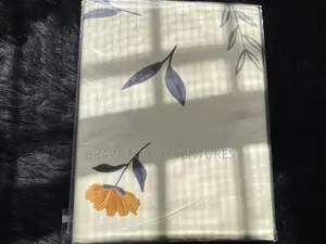 King Size 2 Bedsheet With 4 Pillow Case - 00116