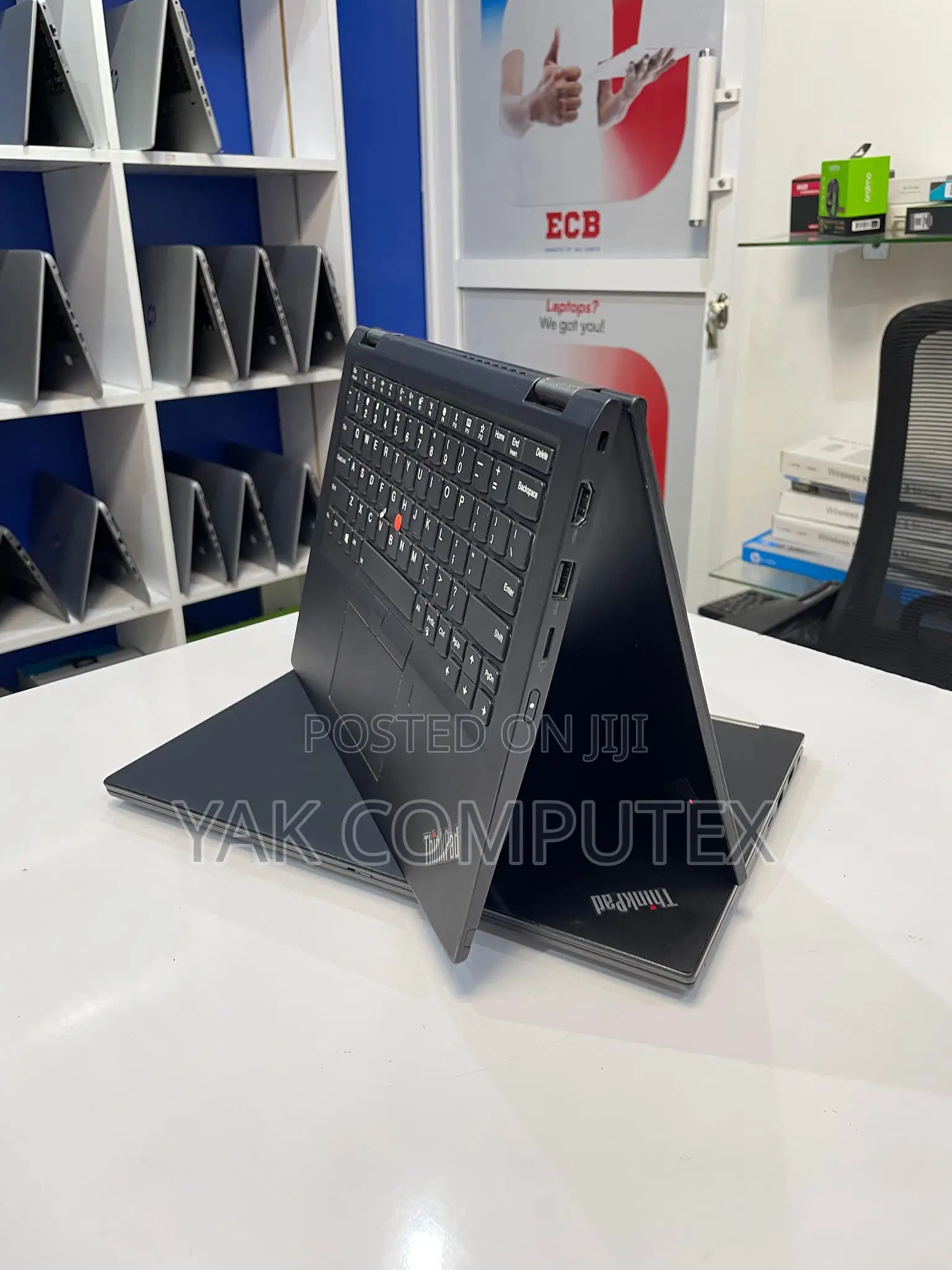 Laptop Lenovo ThinkPad X390 Yoga 16GB Intel Core I5 SSD 256GB