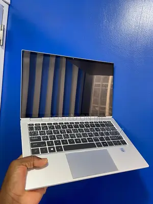 Laptop HP EliteBook 1030 16GB Intel Core I7 SSD 512GB