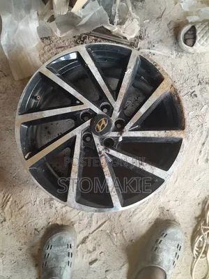 R 18 Kia and Veloster Rims (3 Pieces)