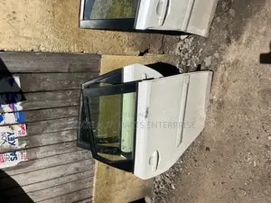 Toyota Im 2016-2019 Doors