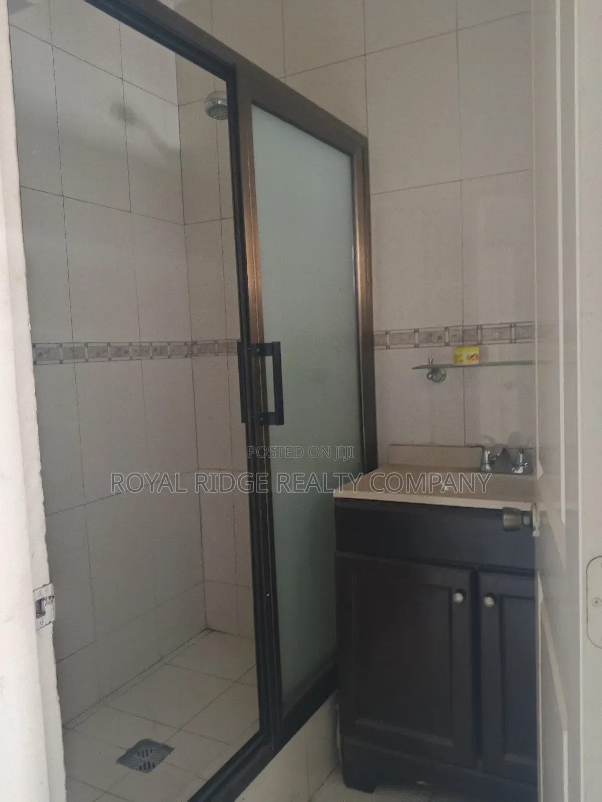 4bdrm Duplex in East Legon, Accra Metropolitan for rent