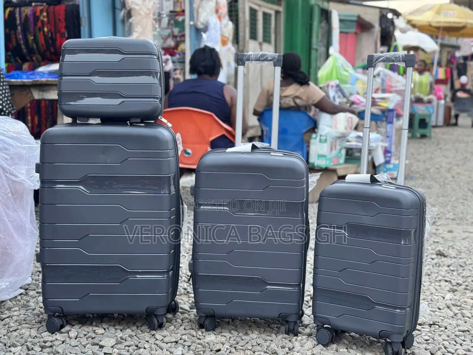 Four in One Cabin Trolly Traveling Bag