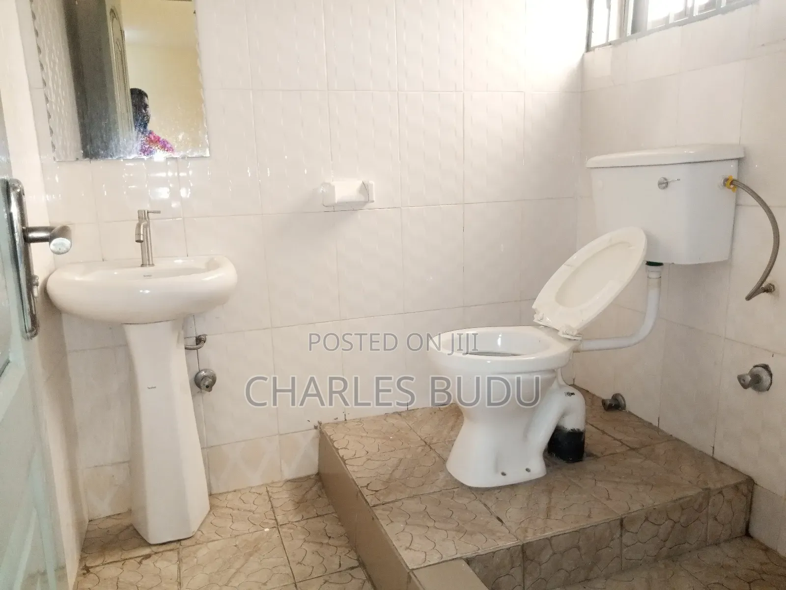 1bdrm Apartment in Ajololo Estate, Dansoman for rent