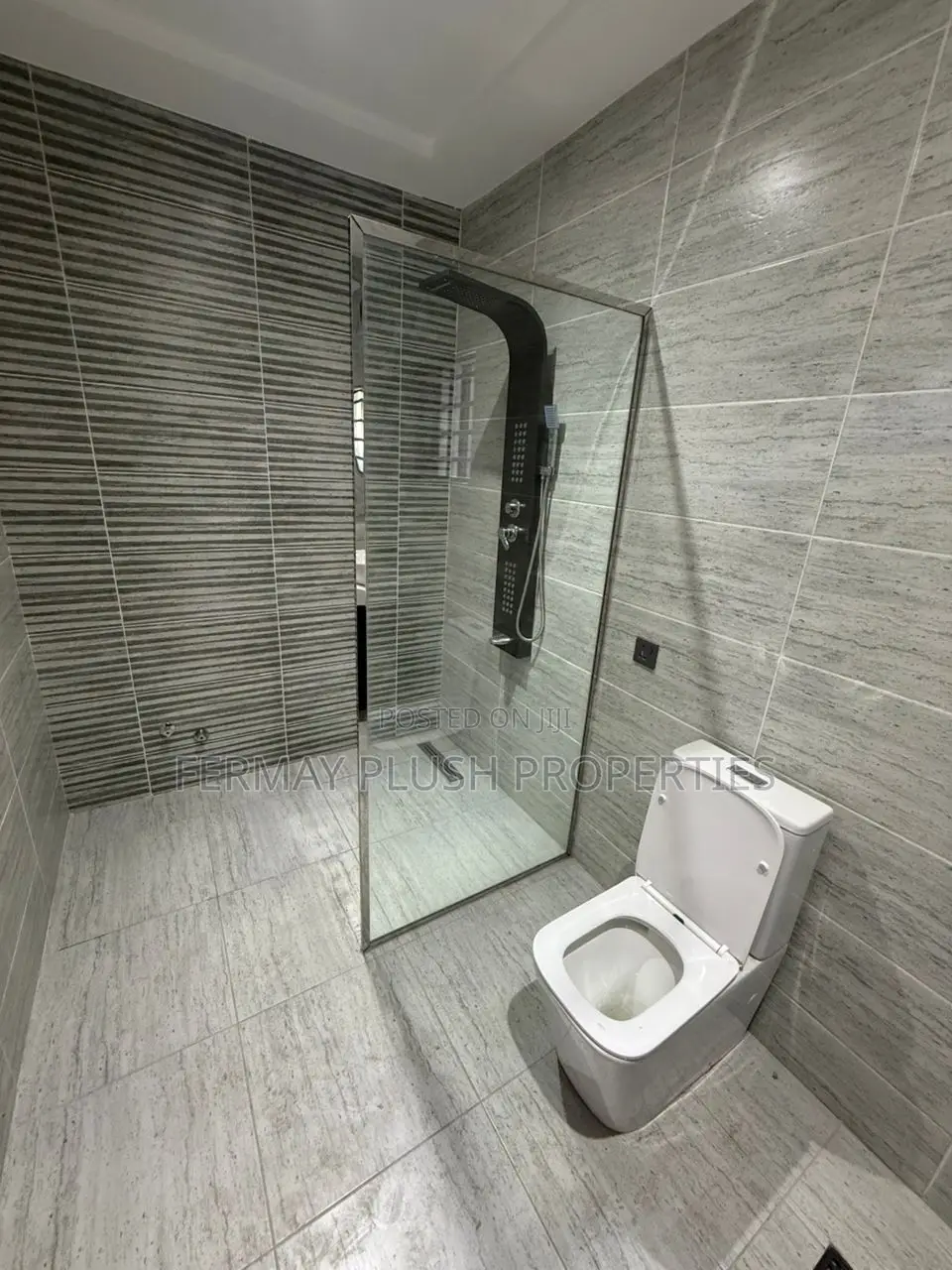 4bdrm House in Quality Property, Accra Metropolitan for sale