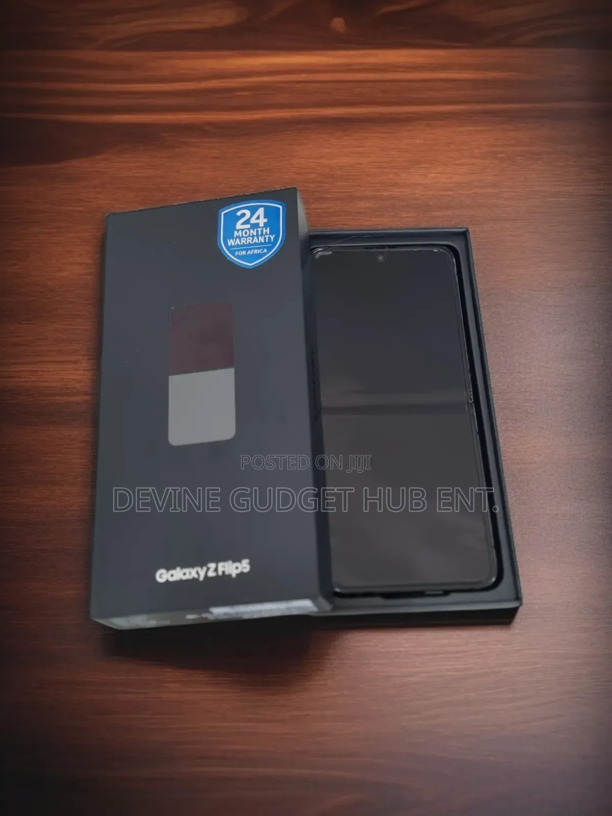 New Samsung Galaxy Z Flip 5 256 GB