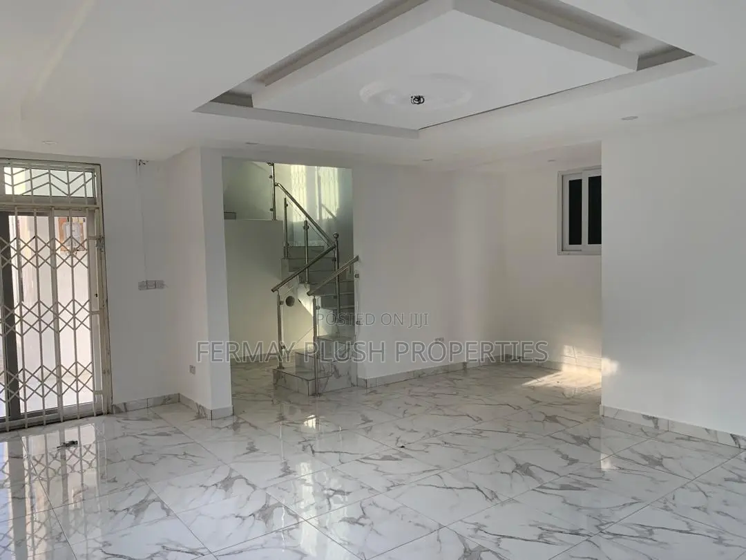 4bdrm House in Fermay Plush Home, Accra Metropolitan for sale