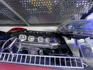 Toyota Land Cruiser Prado Spec Headlight