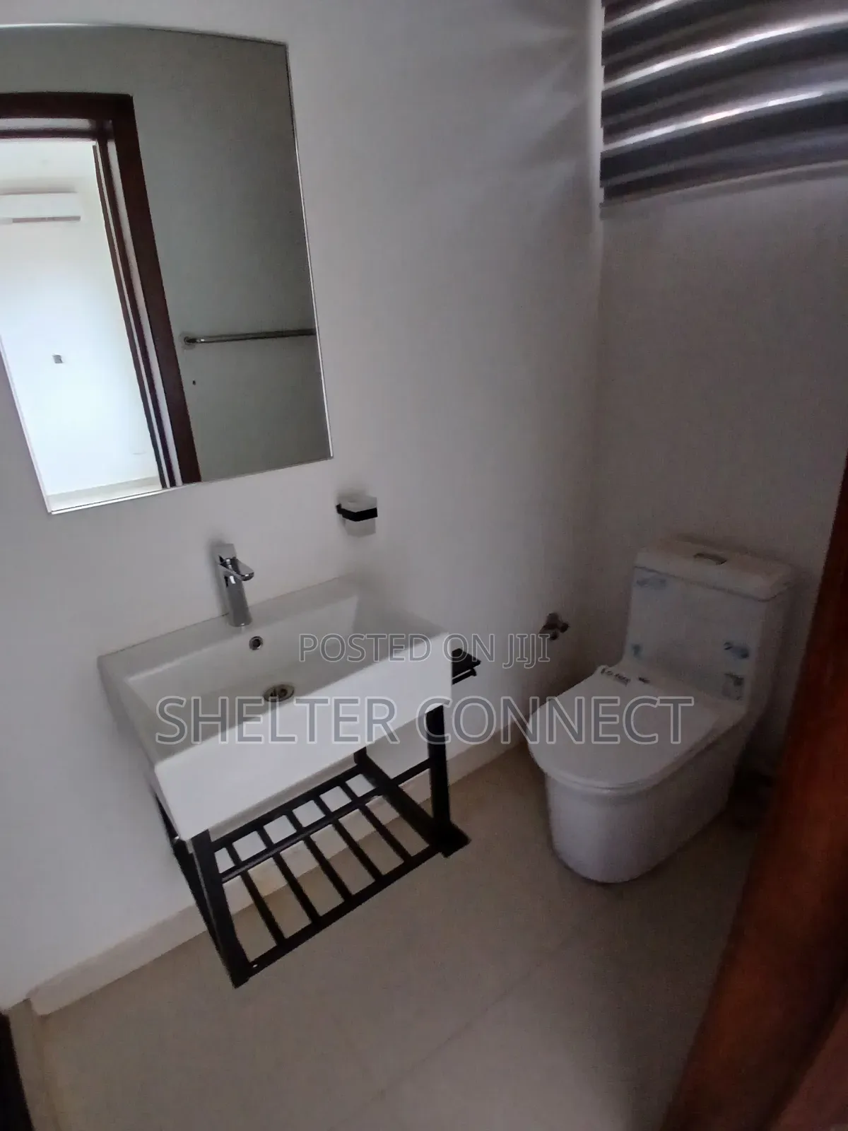 3bdrm Duplex in Oyarifa for sale
