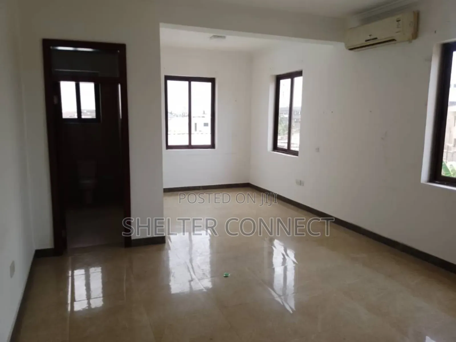 3bdrm Duplex in Oyarifa for sale