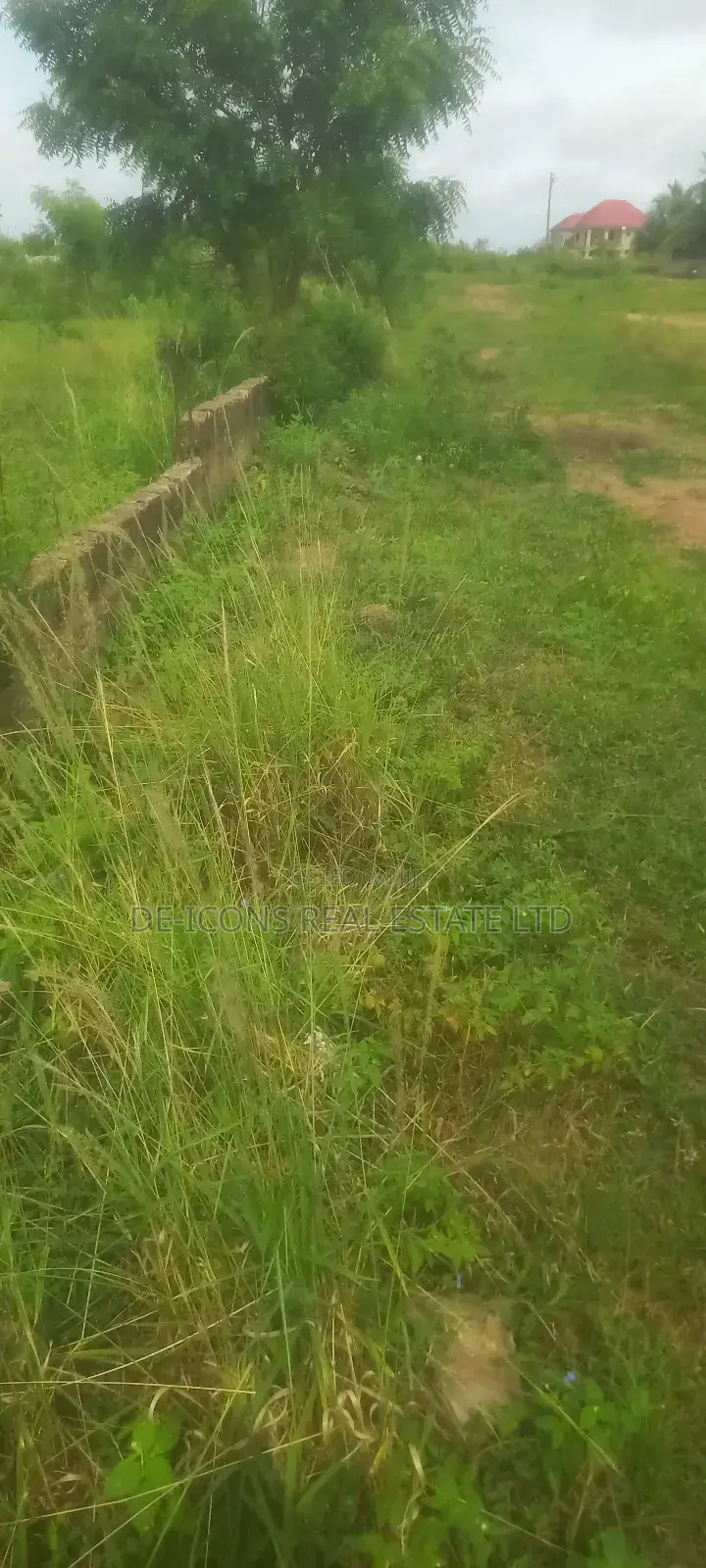 6 Plots of Land at Papase No.1 for Sale.