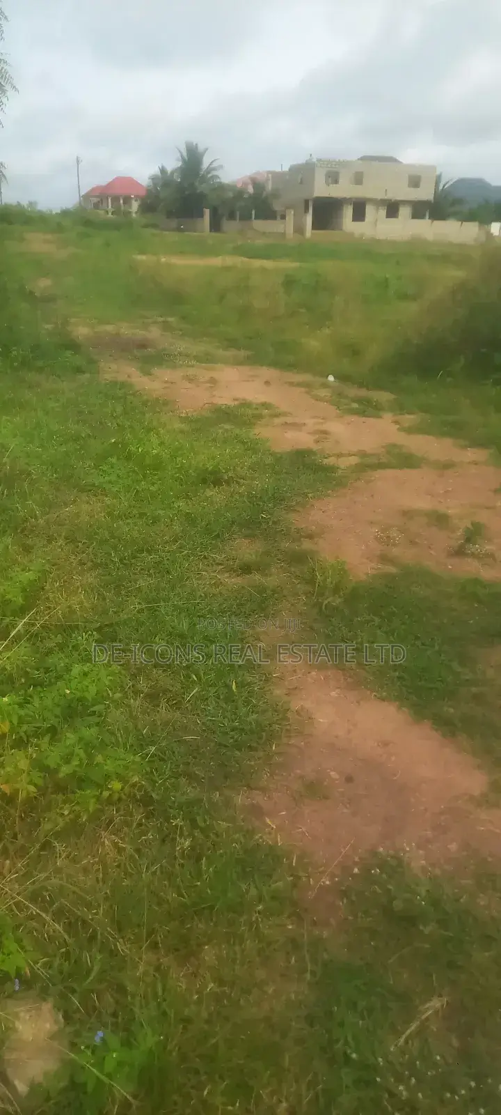6 Plots of Land at Papase No.1 for Sale.