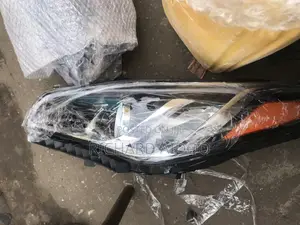 Hyundai Sonata 2016 Headlight Available