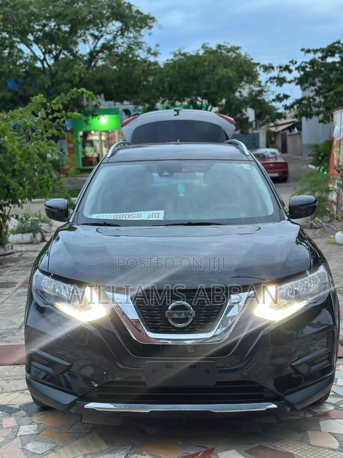 Nissan Rogue SV AWD 2019 Black