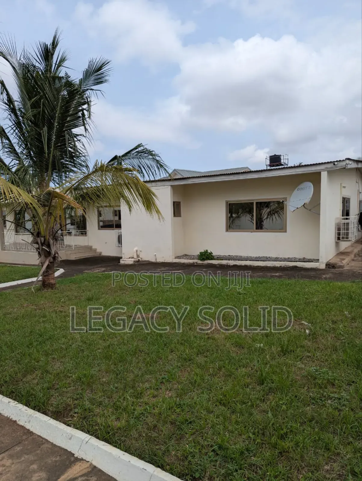6bdrm House in 𝙻𝚎𝚐𝚊𝚌𝚢 𝚜𝚘𝚕𝚒𝚍 𝚛𝚎𝚊𝚕, Lincoln School Area for sale