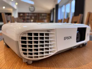 Epson Eb-X39 Projector 3500 Lumens - Uk Used (Free Delivery)