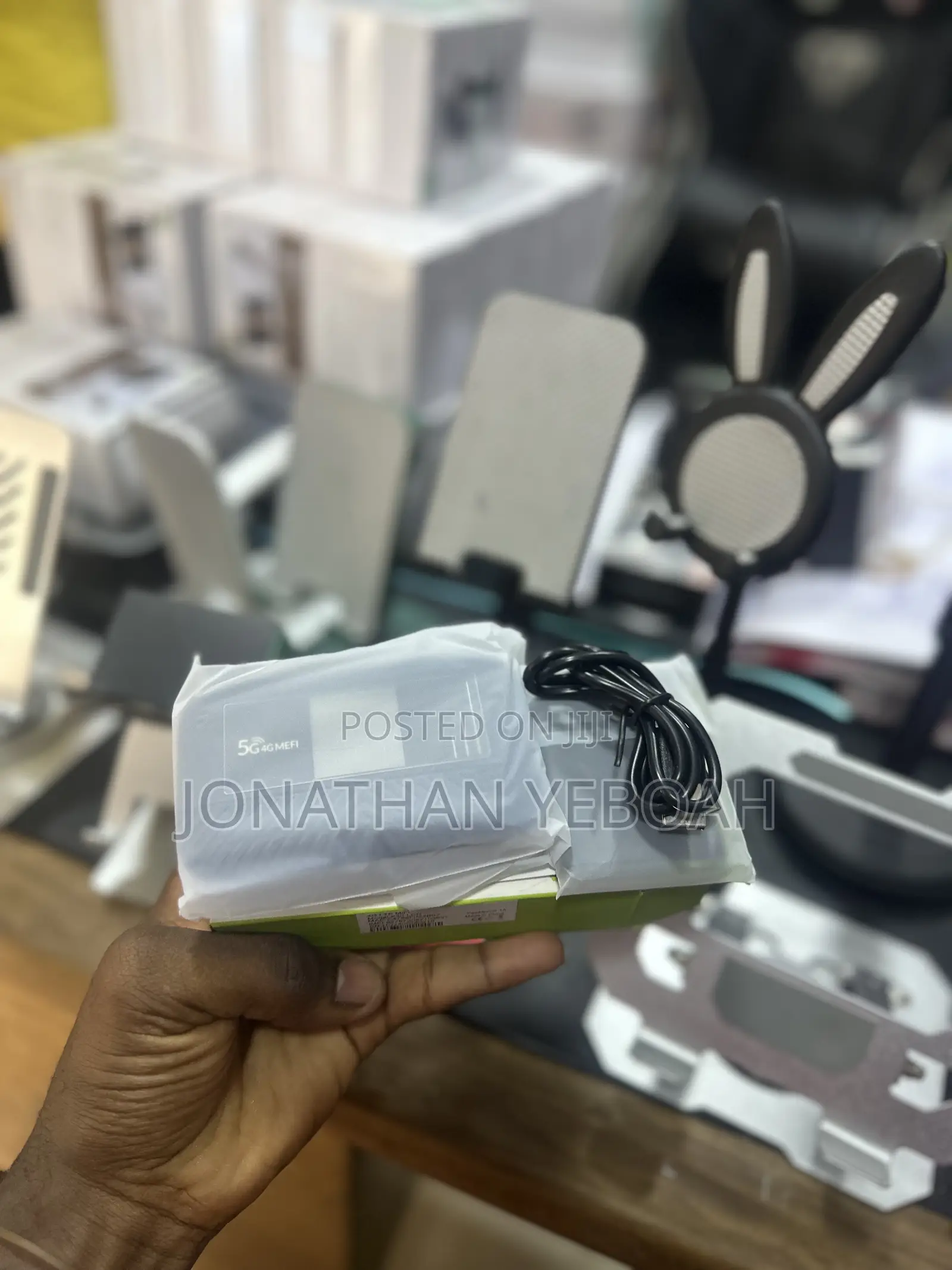 Smart Universal Wifi Power Bank