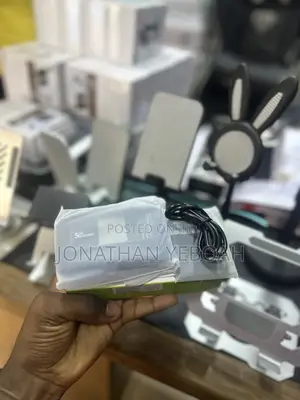 Smart Universal Wifi Power Bank