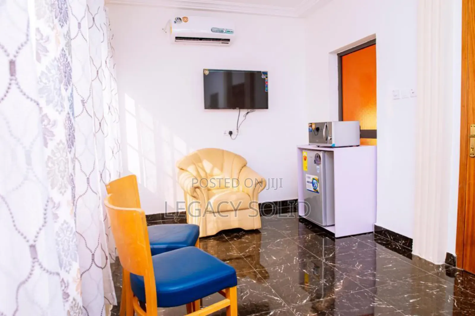 7bdrm Duplex in 𝙻𝚎𝚐𝚊𝚌𝚢 𝚜𝚘𝚕𝚒𝚍 𝚛𝚎𝚊𝚕, East Legon for sale