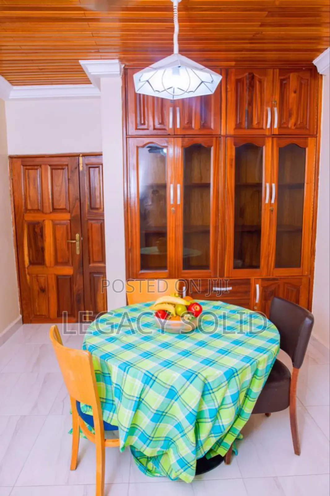 7bdrm Duplex in 𝙻𝚎𝚐𝚊𝚌𝚢 𝚜𝚘𝚕𝚒𝚍 𝚛𝚎𝚊𝚕, East Legon for sale