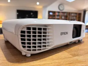 Epson Eb-X49 Projector 3600 Lumens From Uk (Free Delivery)