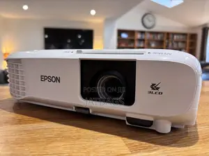 Epson Eb-X49 Projector 3600 Lumens From Uk (Free Delivery)