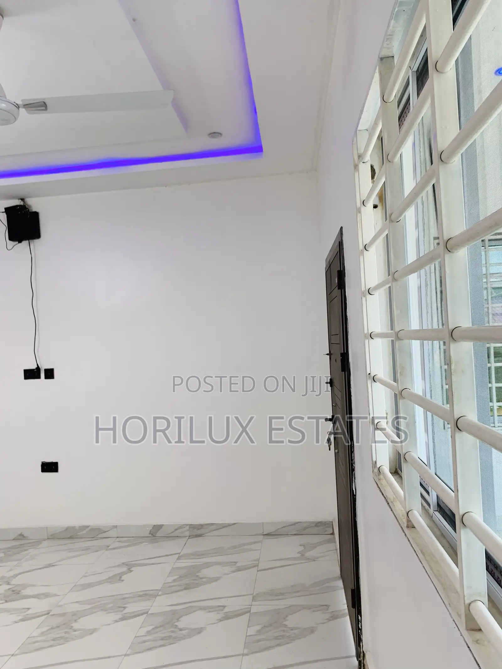 5bdrm Mansion in Horilux Estates, Kwabenya for sale