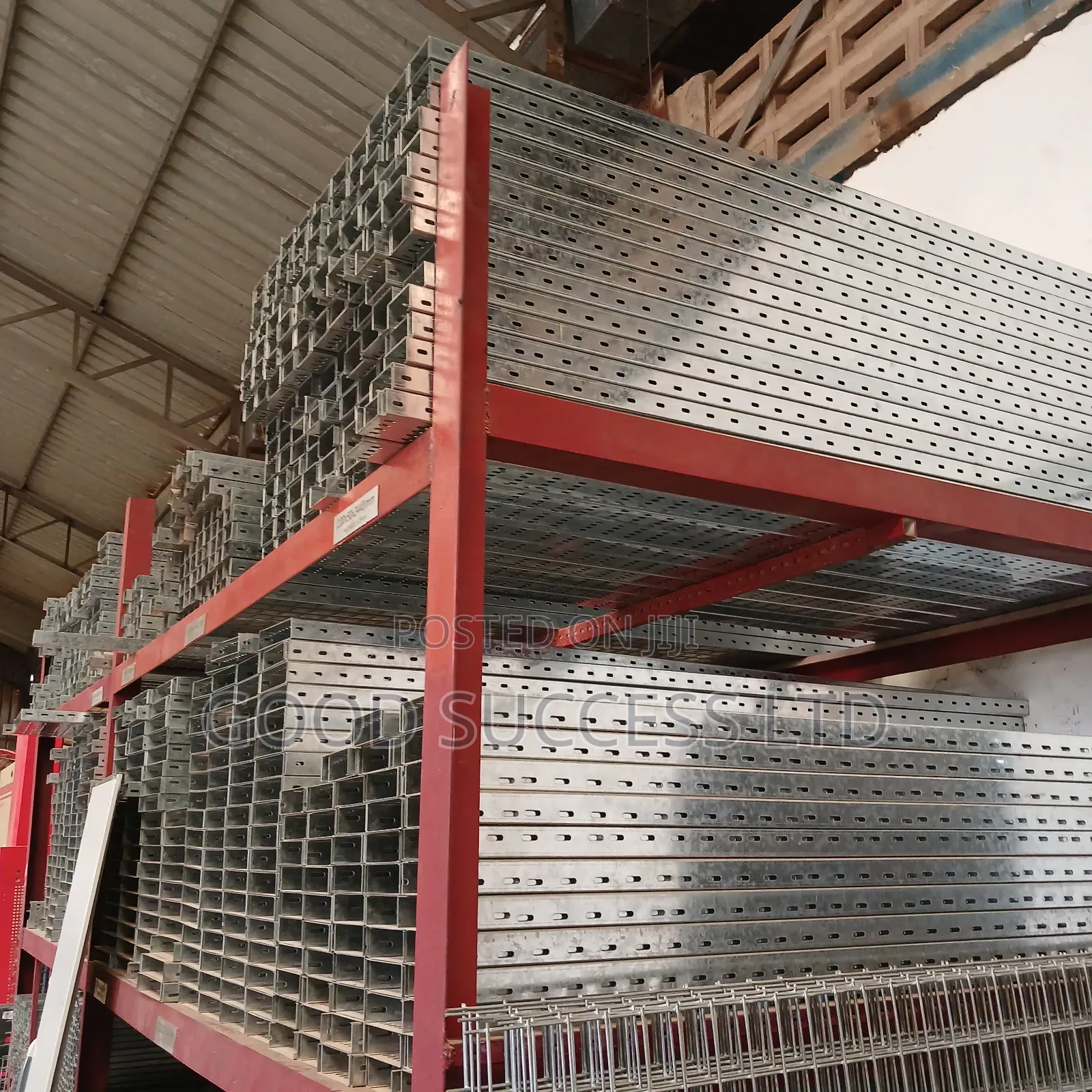50x300 Cable Trail