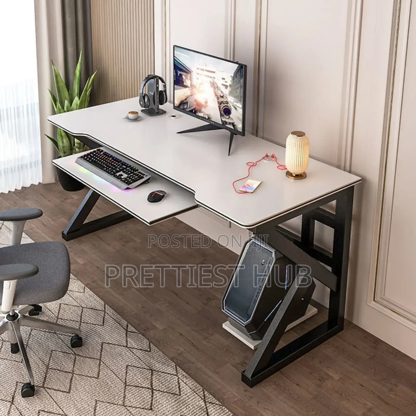Gaming Studio Office Desk With Book and Keyboard Shelves