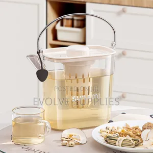 1200ml Plastic Pitcher With Handle