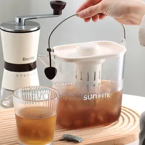 1200ml Plastic Pitcher With Handle