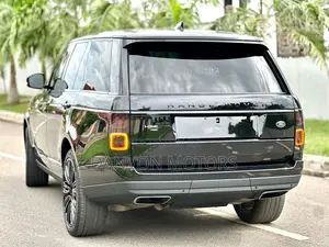 Land Rover Range Rover Vogue 2022 Black