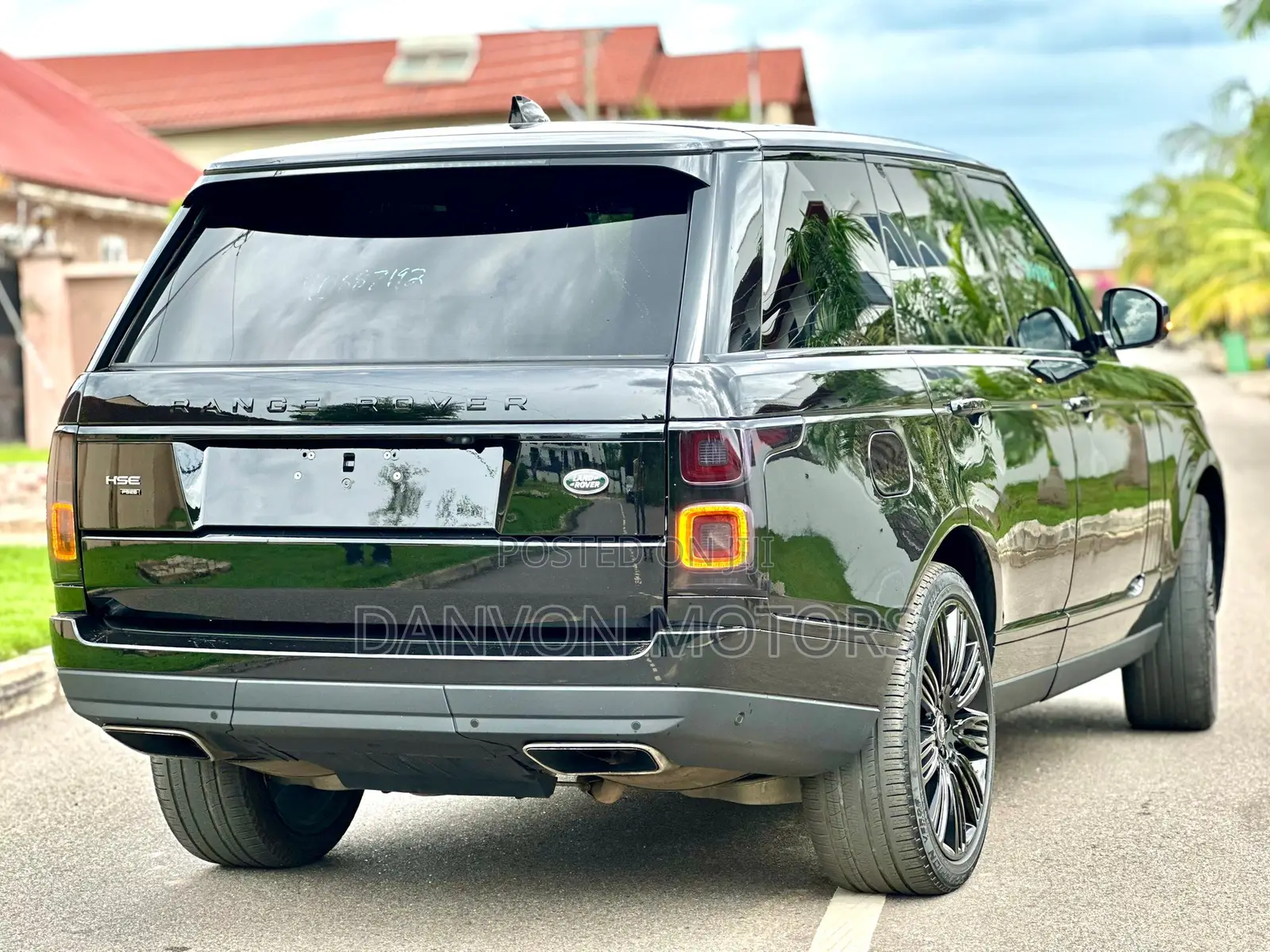 Land Rover Range Rover Vogue 2022 Black