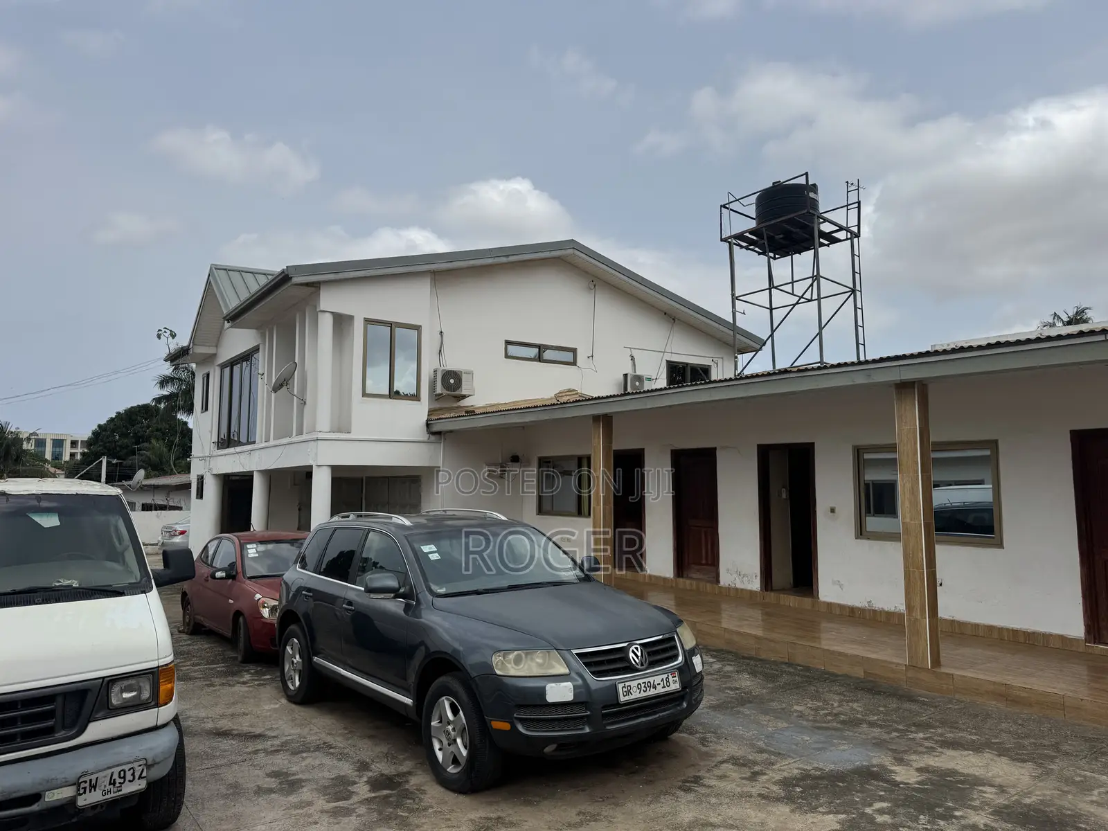 8 Bedroom House for Sale at Abelemkpe