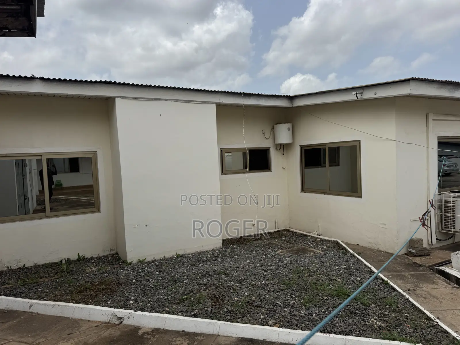 8 Bedroom House for Sale at Abelemkpe