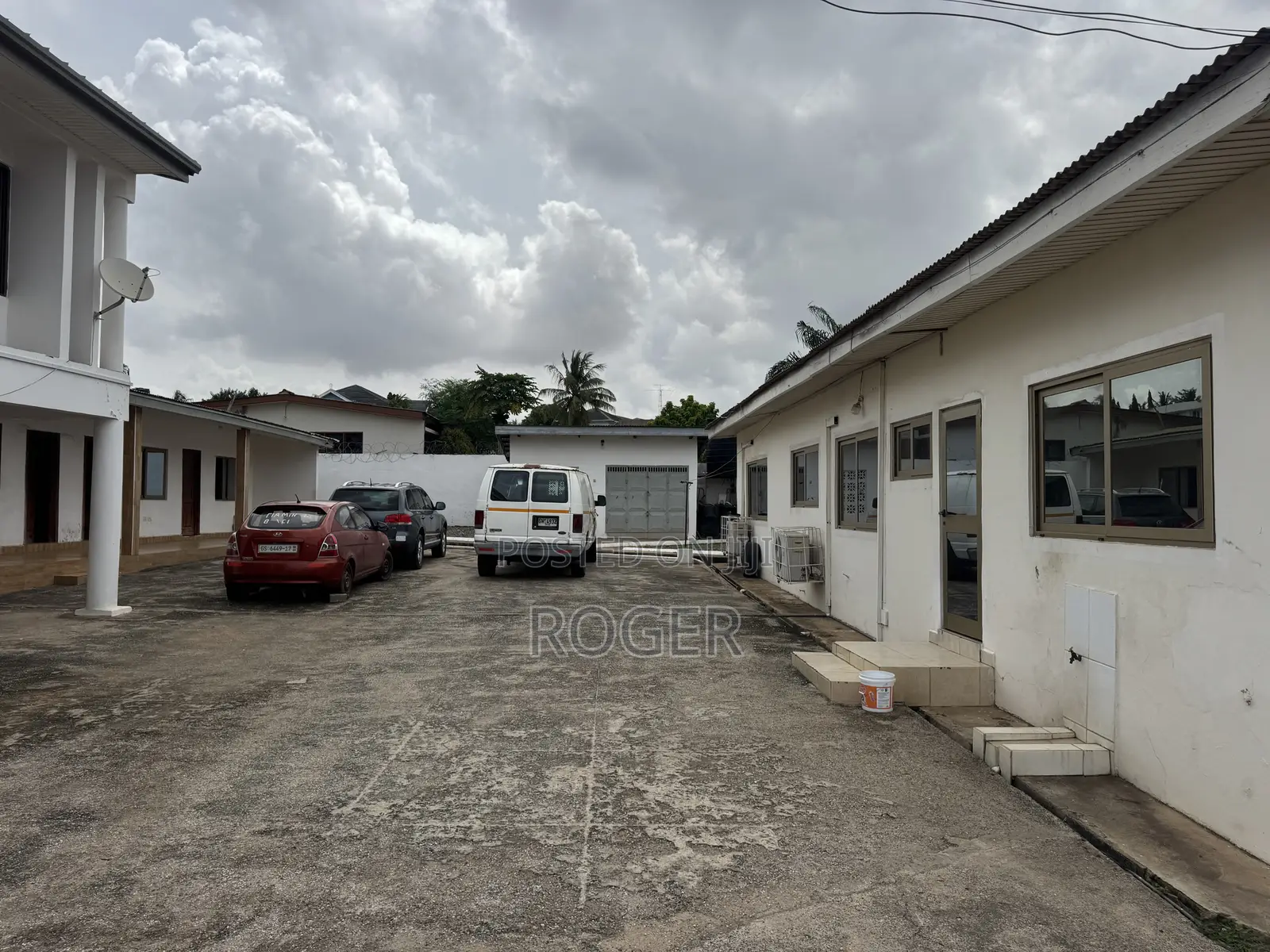 8 Bedroom House for Sale at Abelemkpe