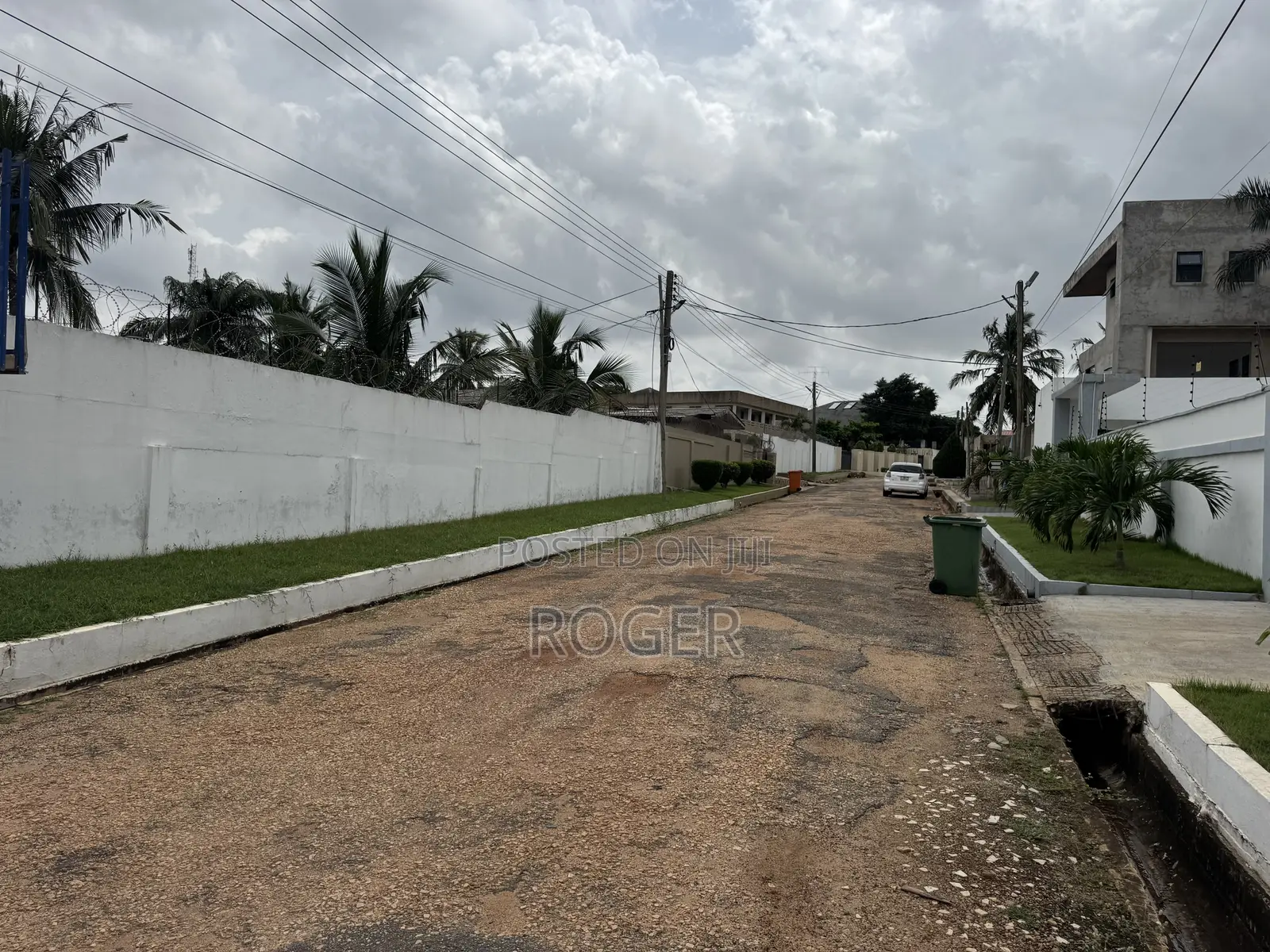 8 Bedroom House for Sale at Abelemkpe