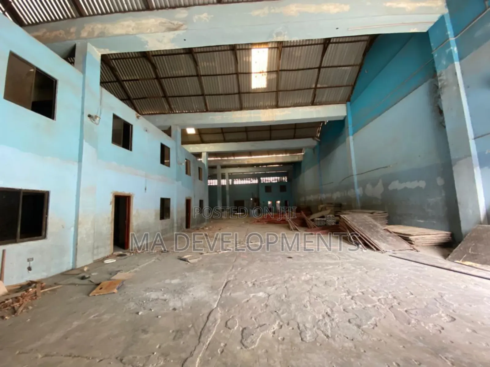 700 Square Meter Warehouse With Offices for Rent Achimota