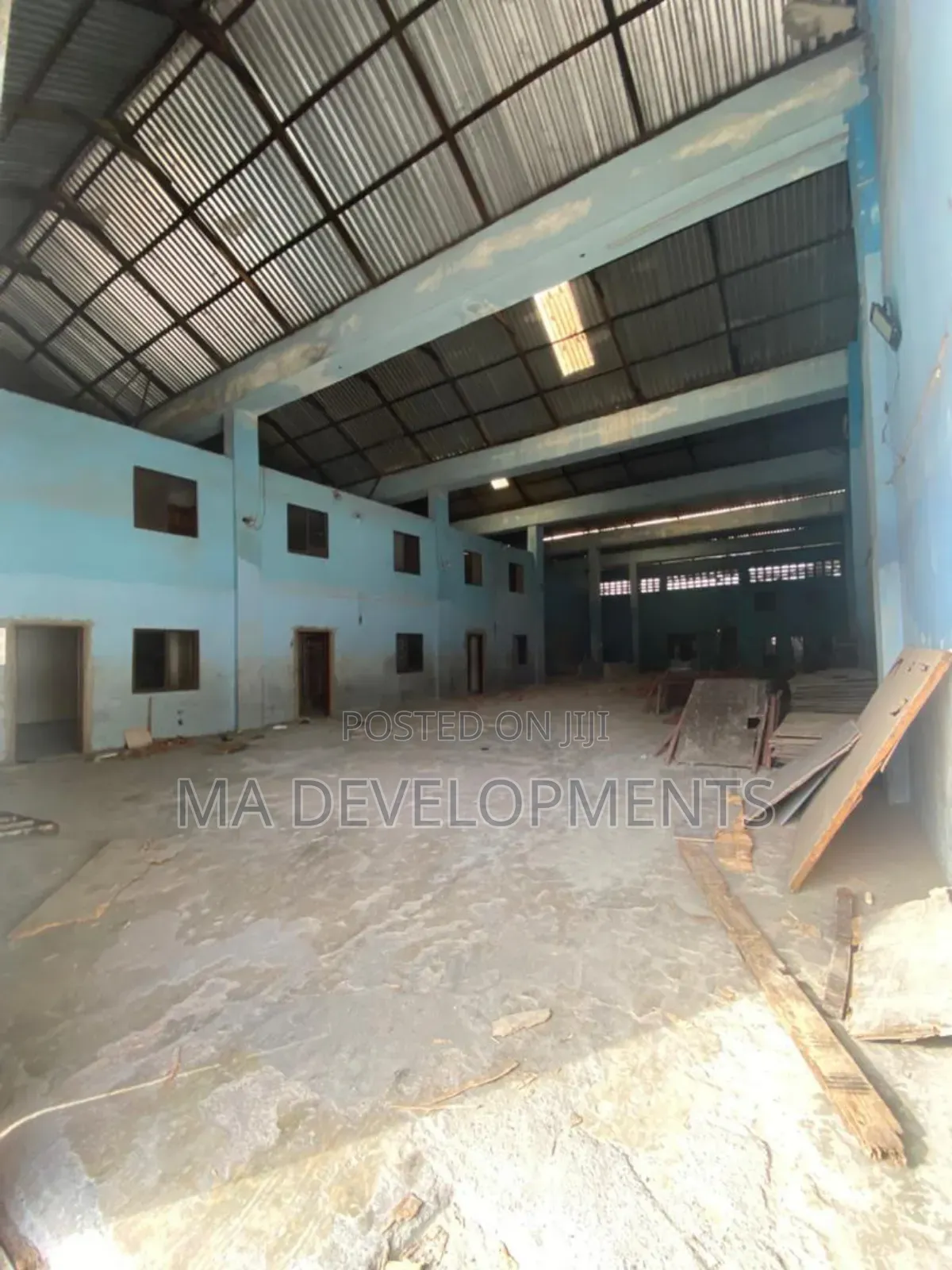 700 Square Meter Warehouse With Offices for Rent Achimota