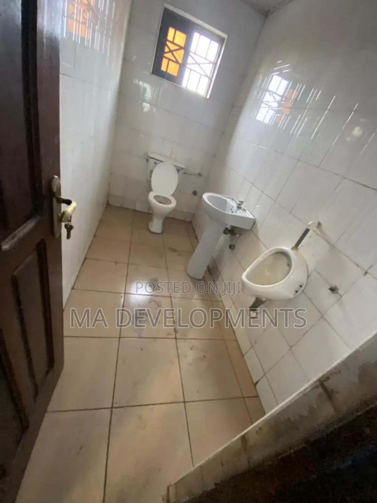 700 Square Meter Warehouse With Offices for Rent Achimota