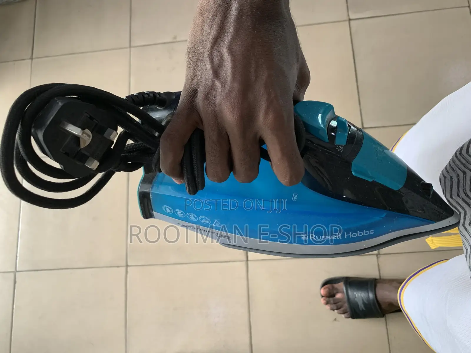 Russell Hobbs Colour Control Pro Steam Iron