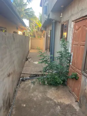 12bdrm House in Tema Gulf City for rent
