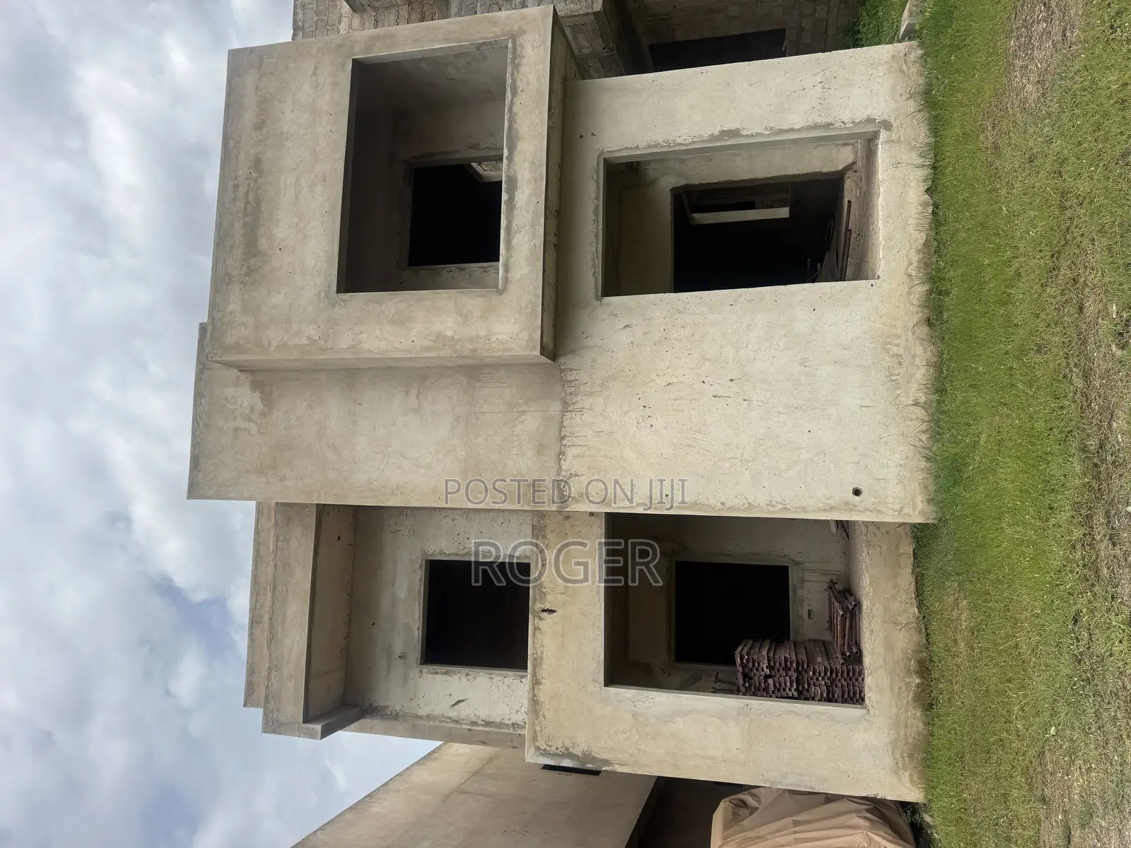 4bdrm Townhouse / Terrace in East Legon for rent