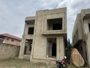 4bdrm Townhouse / Terrace in East Legon for rent