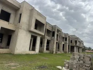 4bdrm Townhouse / Terrace in East Legon for rent