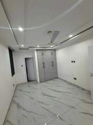 4bdrm House in West-Land-Road, North Legon for sale