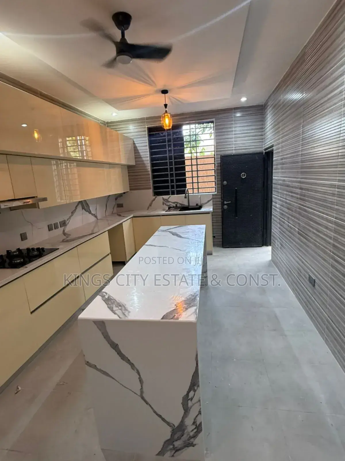 4bdrm House in West-Land-Road, North Legon for sale