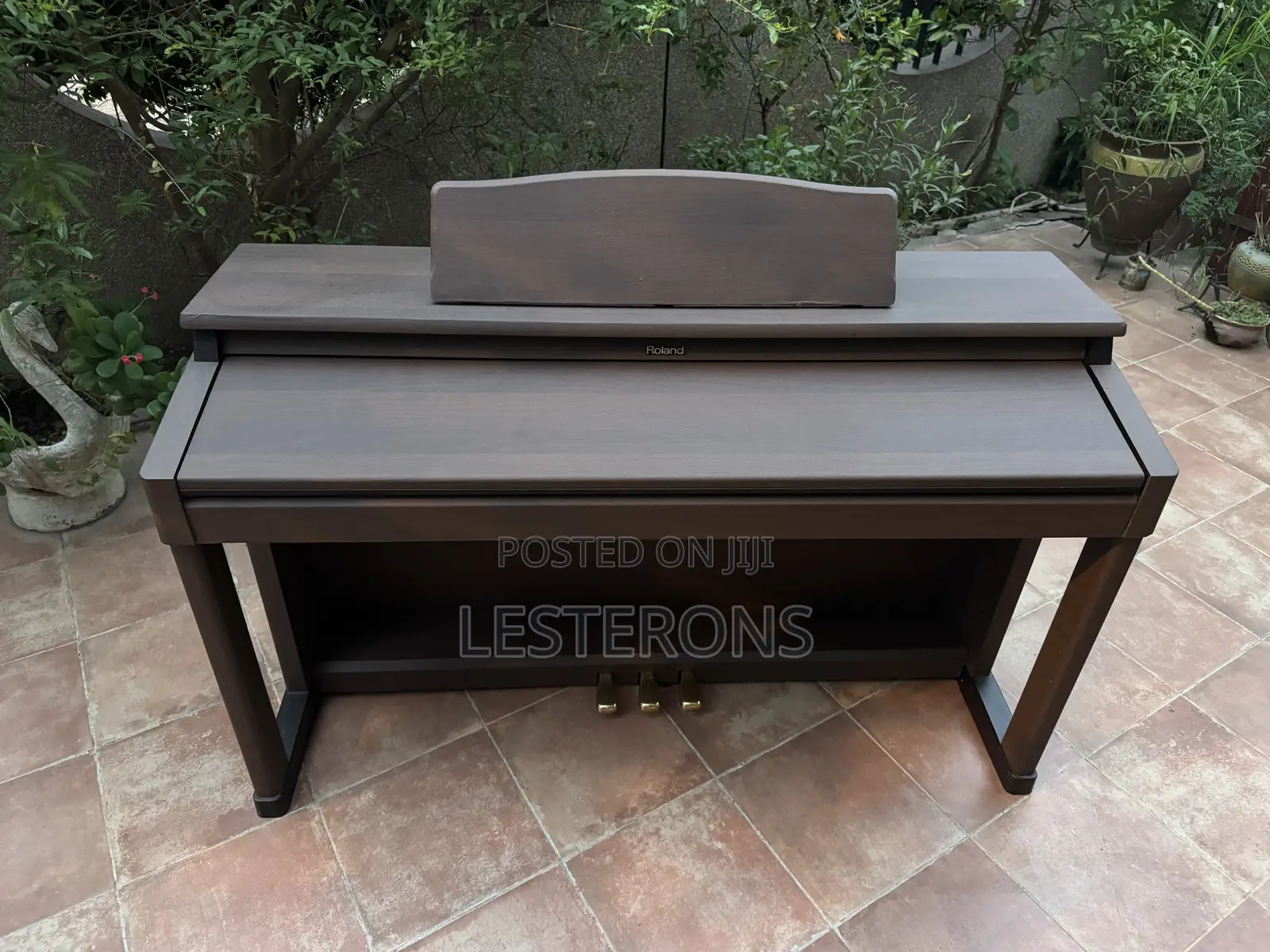 Roland Kr-570 Digital Intelligent Piano