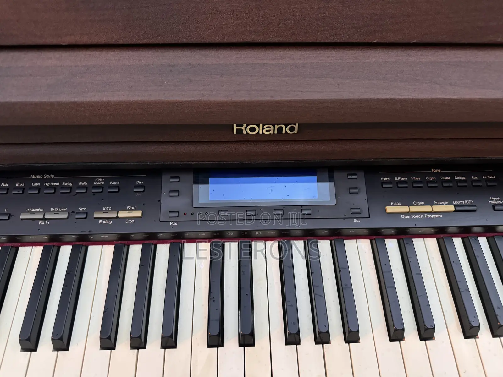 Roland Kr-570 Digital Intelligent Piano