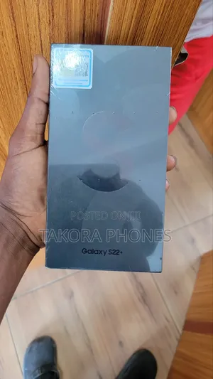 New Samsung Galaxy S22+ 5G 128 GB Black